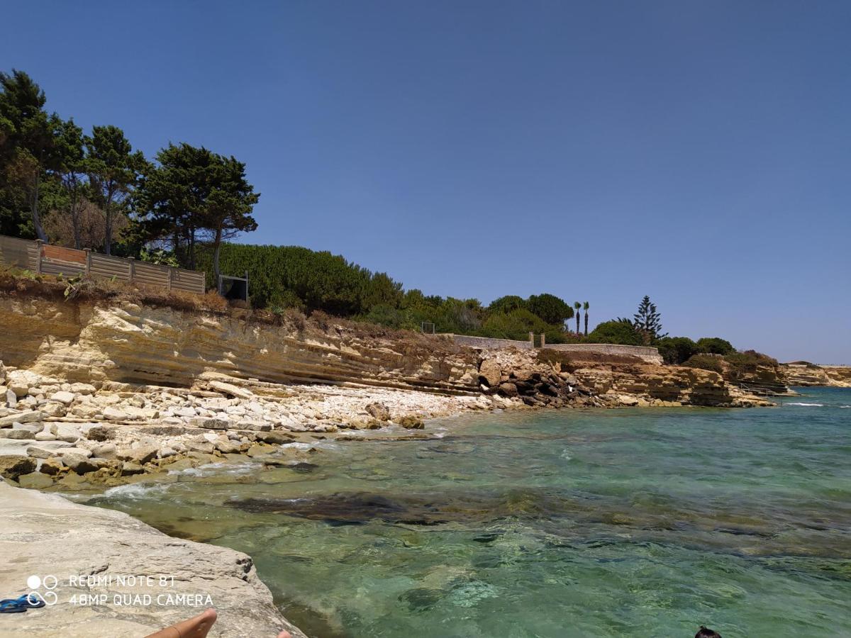 Casotto Il Carrubo, A 100 Mt Dal Mare! Villa Avola Bagian luar foto