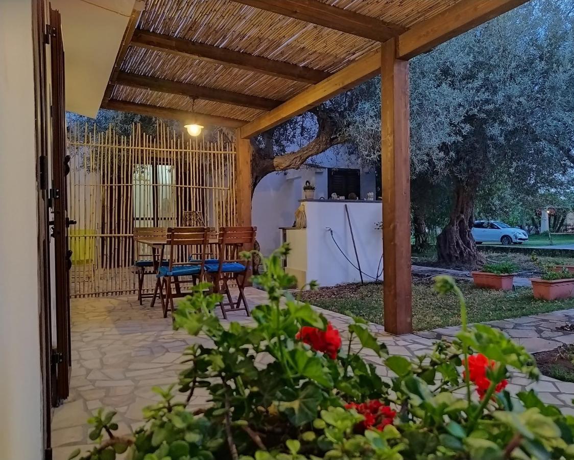 Casotto Il Carrubo, A 100 Mt Dal Mare! Villa Avola Bagian luar foto