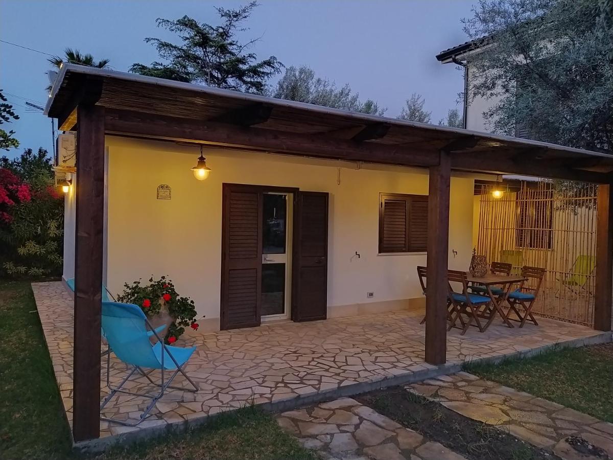 Casotto Il Carrubo, A 100 Mt Dal Mare! Villa Avola Bagian luar foto
