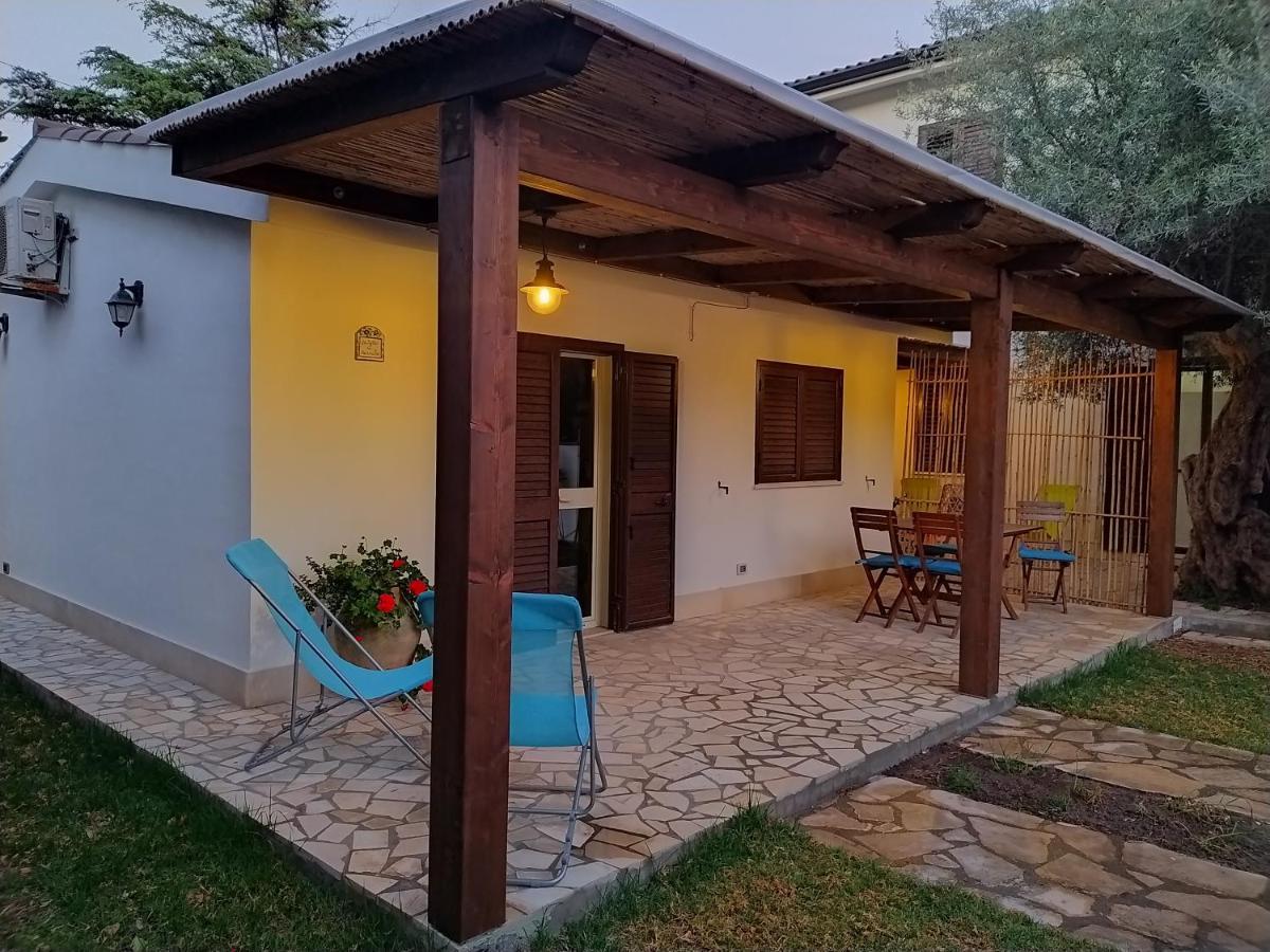 Casotto Il Carrubo, A 100 Mt Dal Mare! Villa Avola Bagian luar foto