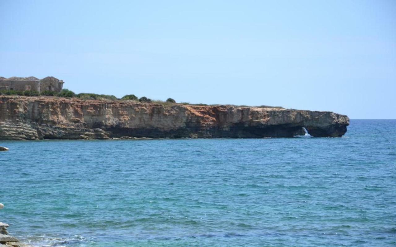 Casotto Il Carrubo, A 100 Mt Dal Mare! Villa Avola Bagian luar foto